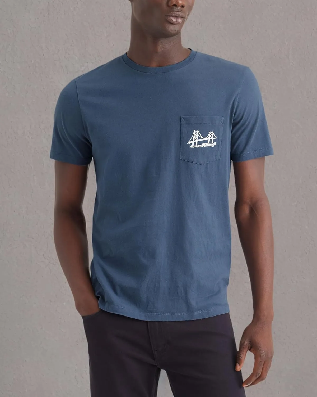 DOCKERS Mens Slim Fit Short Sleeve Graphic Tee Shirt