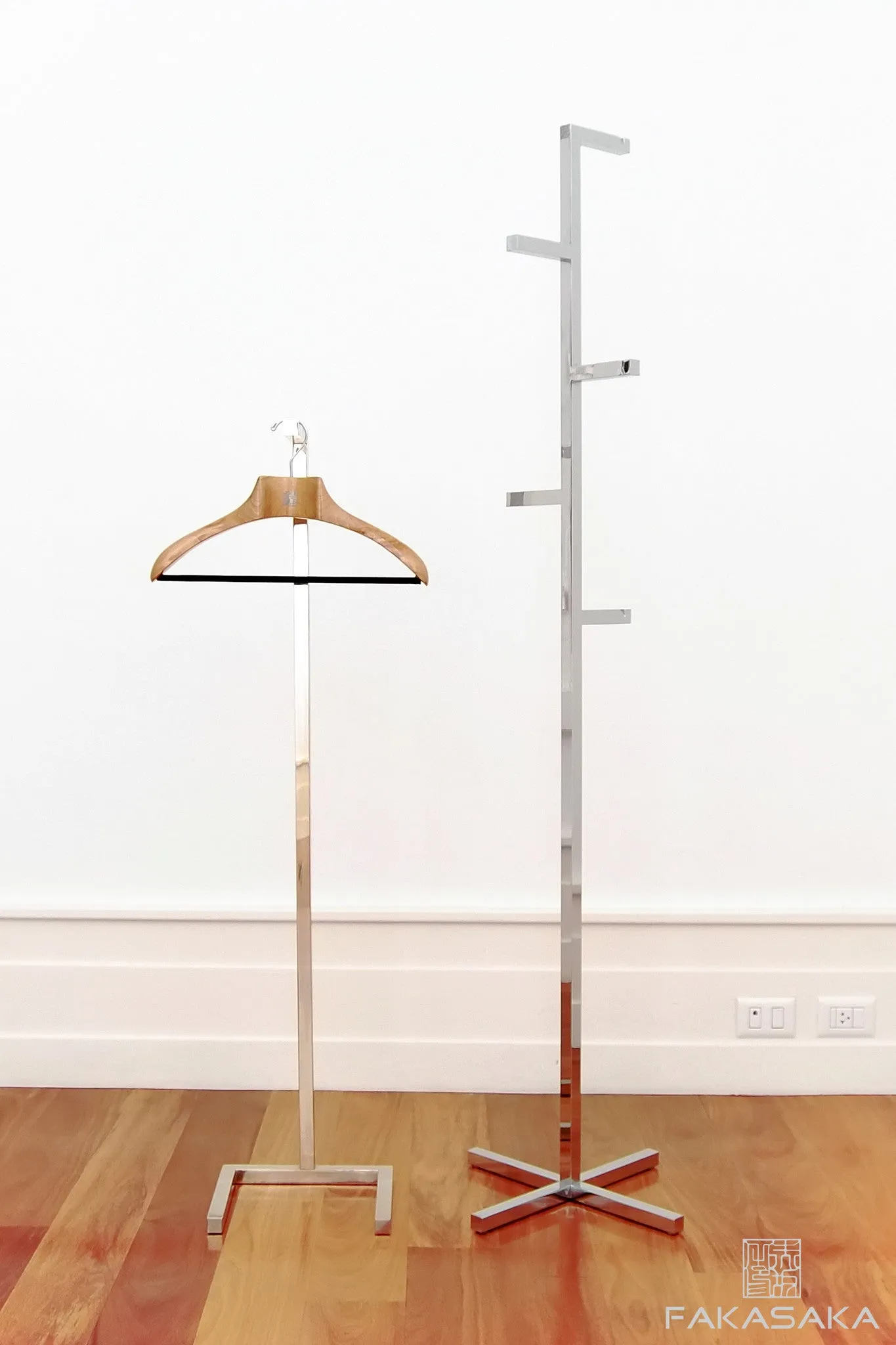 FA15 COAT RACK<br><br>CHROMED