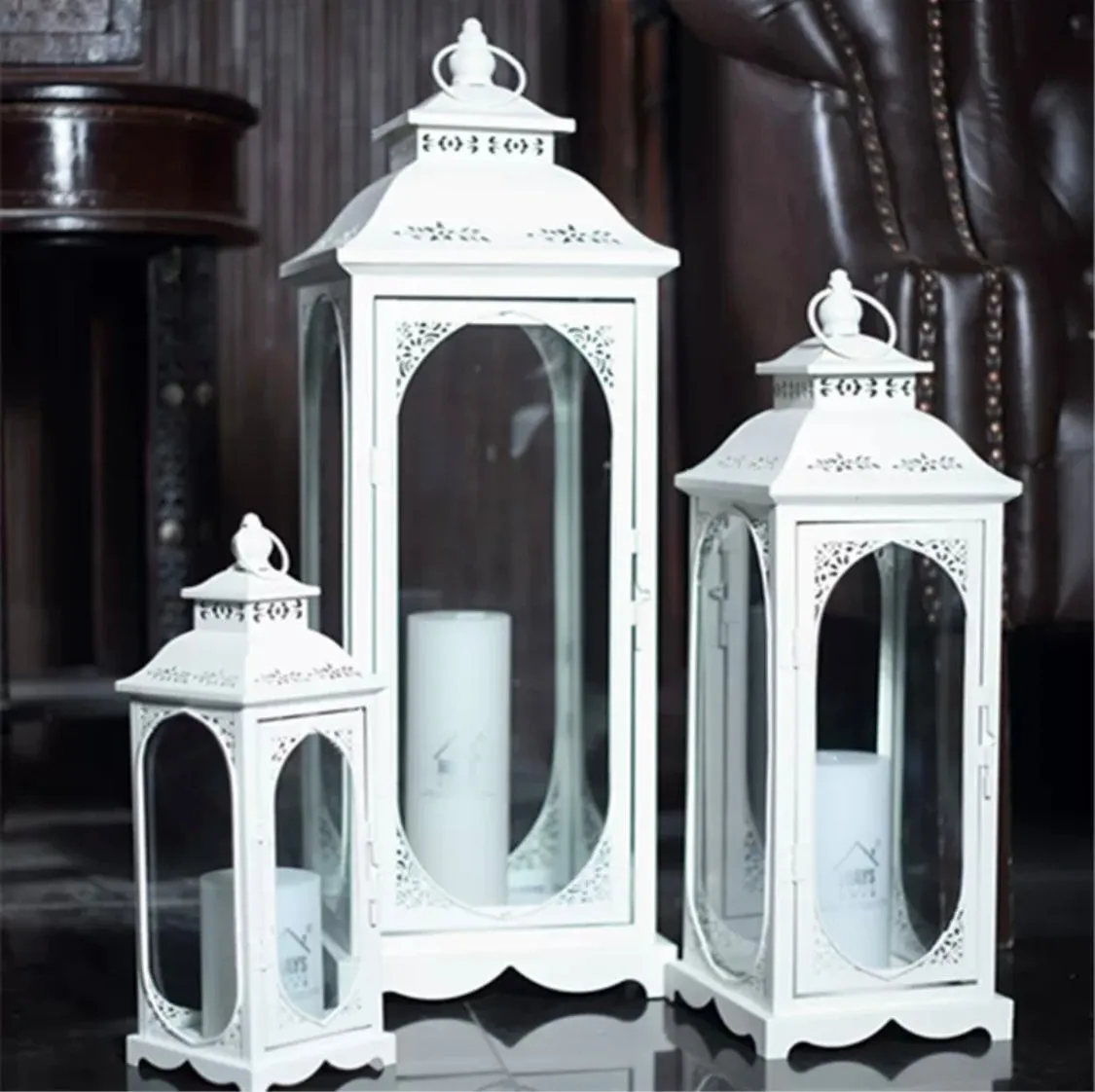 Largr metal Lantern (L) 28”