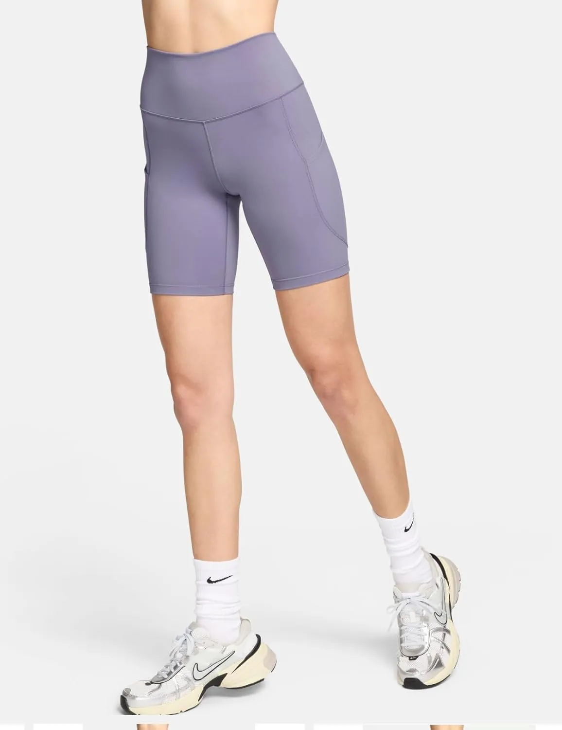 Nike Dri-FIT One Women's High-Waisted 8" Biker Shorts Tight Fit